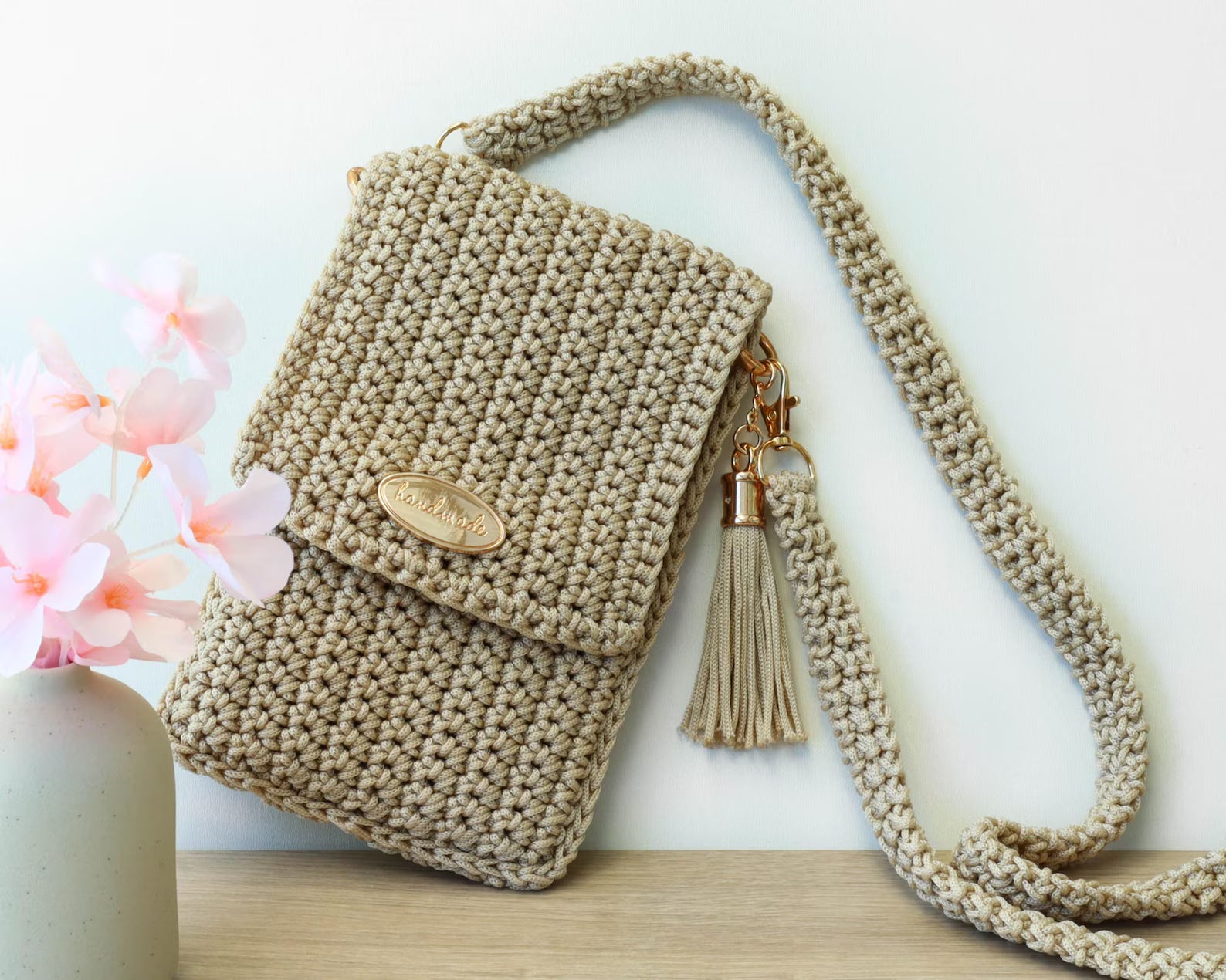 Heklet crossbody-veske – PDF-oppskrift